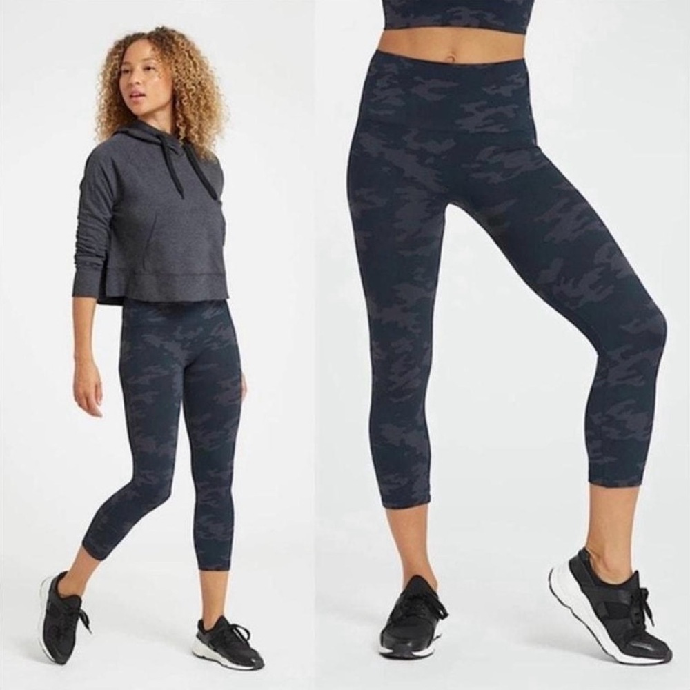 SPANX Black Charcoal Camo High-Waist Capri Leggings